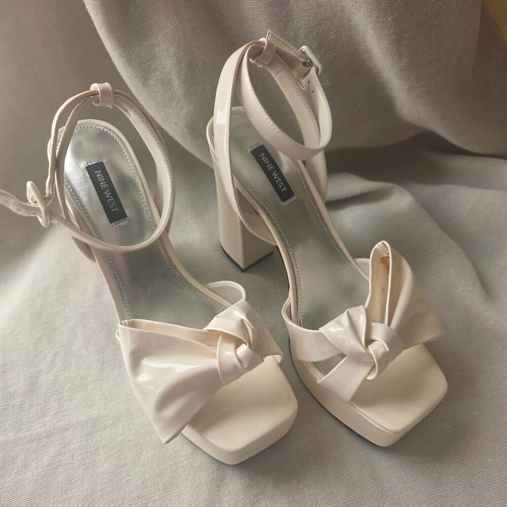 Nine West Rippa Patent Ankle Strap Platform Sandals Cream Patent